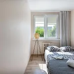 Initium Rooms - Apartament - Obroncow Wybrzeza 6D